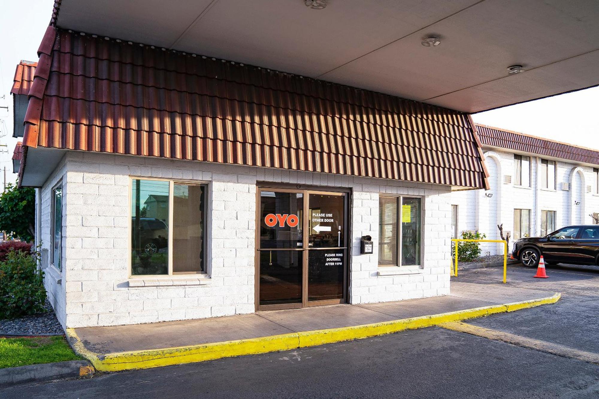 Oyo Hotel Hermiston Or, Downtown Exterior foto